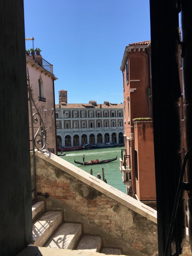 Palazzo Lion Morosini - Check In Presso Locanda Ai Santi Apostoli Velence Kültér fotó